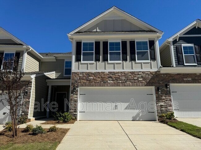 Building Photo - 4390 Bronze Blvd