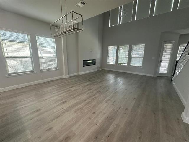 Building Photo - 208 Winding Creek Ln