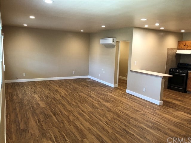 Building Photo - 3333 Corona Ave