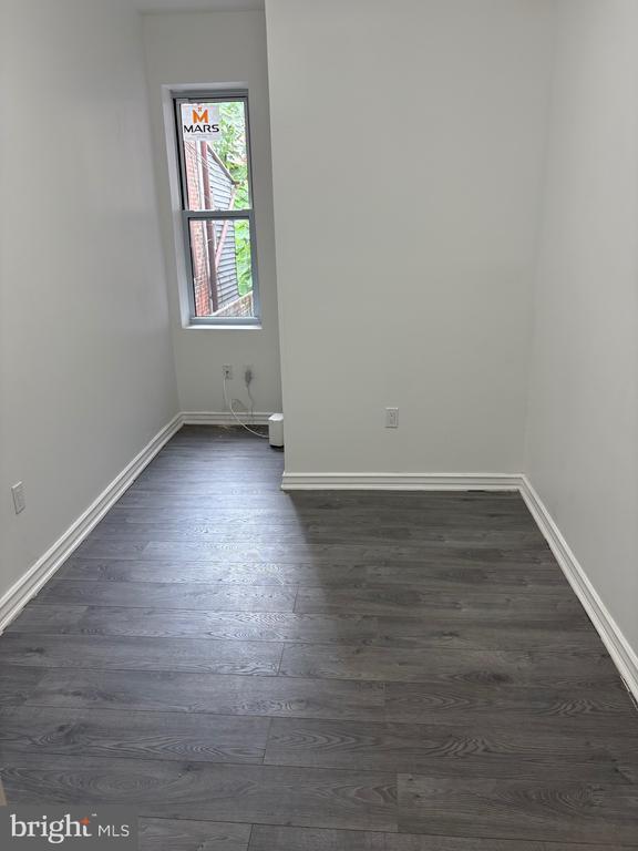Foto del edificio - 1733 W Erie Ave
