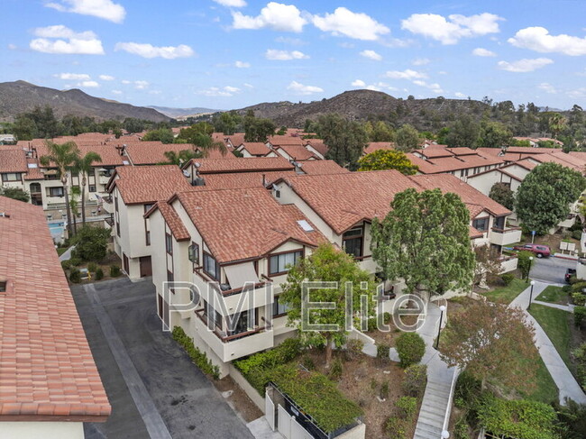 Building Photo - 18142 Sundowner Way