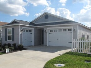 Building Photo - 3054 Sweetgum St