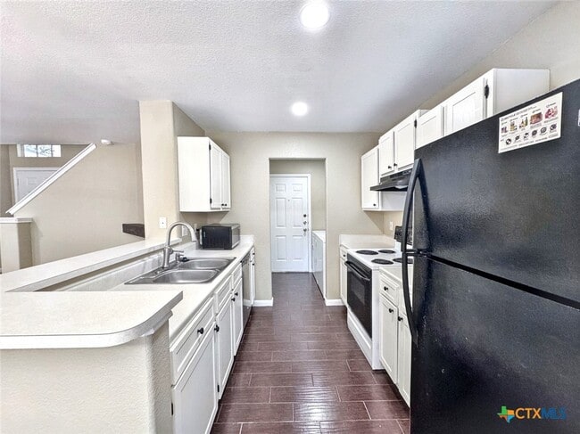 Foto del edificio - 833 Sagewood Trail