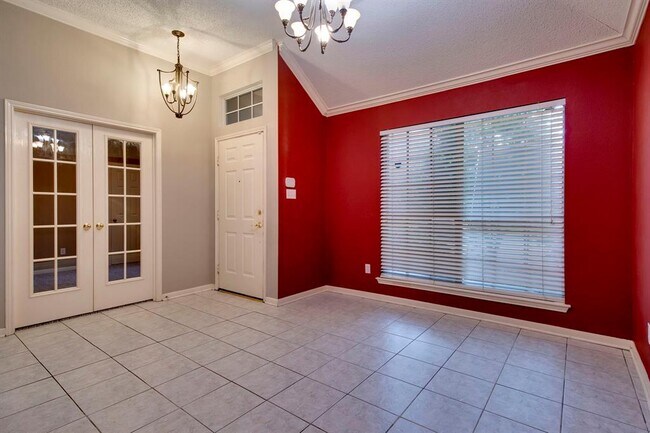 Building Photo - 1248 Taylor Ln