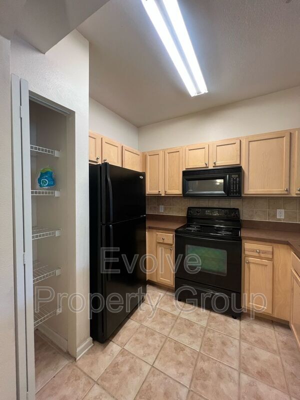 Foto del edificio - 12938 Penn Station Ct