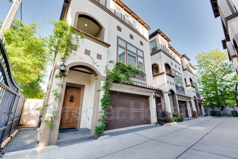 Foto principal - 6105 Stillman St