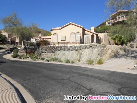Primary Photo - 2 W Cheryl Dr