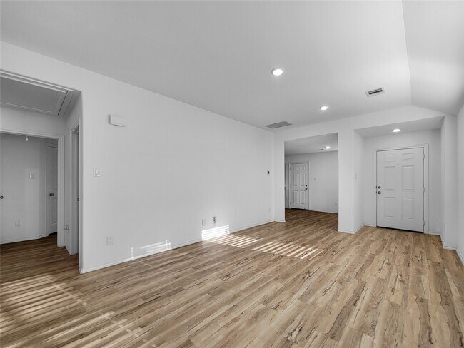 Foto del edificio - 1043 Brighton Orchards Ln