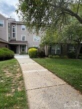 Building Photo - 7492 Elm Ct