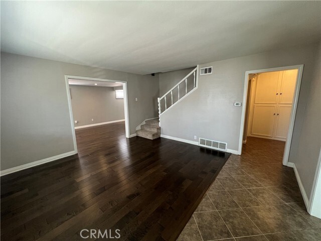 Building Photo - 1120 N Fairvalley Ave