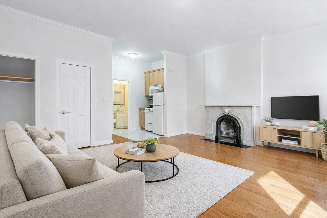 Building Photo - 69 W 55th St