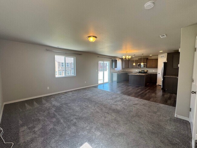 Foto del edificio - Updated 3 Bedroom in Enclaves at Mountain ...