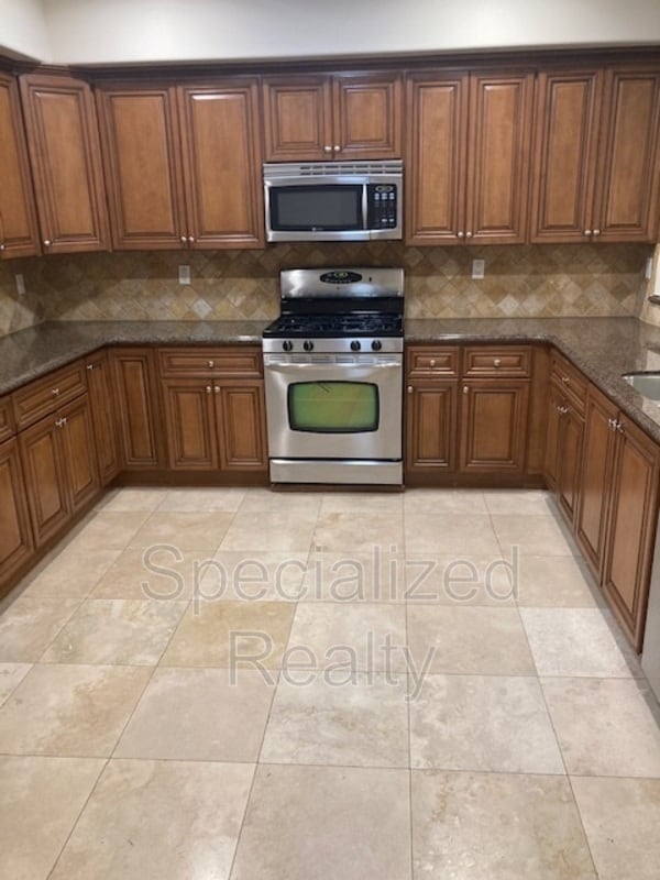 Foto del edificio - 10921 Whipple St