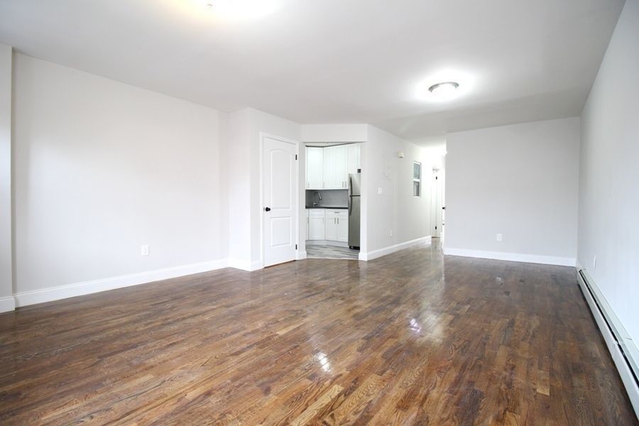 Primary Photo - 1206 New York Ave