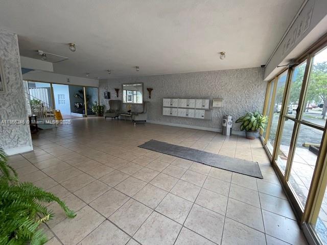 Foto del edificio - 1735 NE 164th St