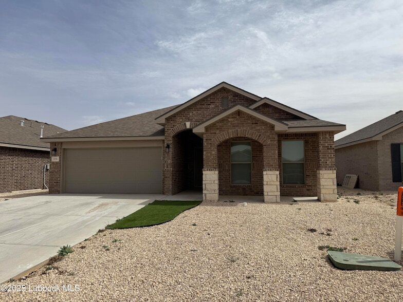 Foto principal - 2137 Kirksey Ave