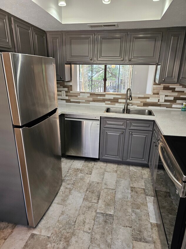 Foto principal - 4567 N O Connor Rd