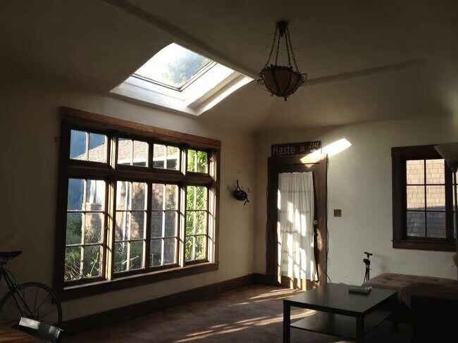 Foto del edificio - 2615 Parker St