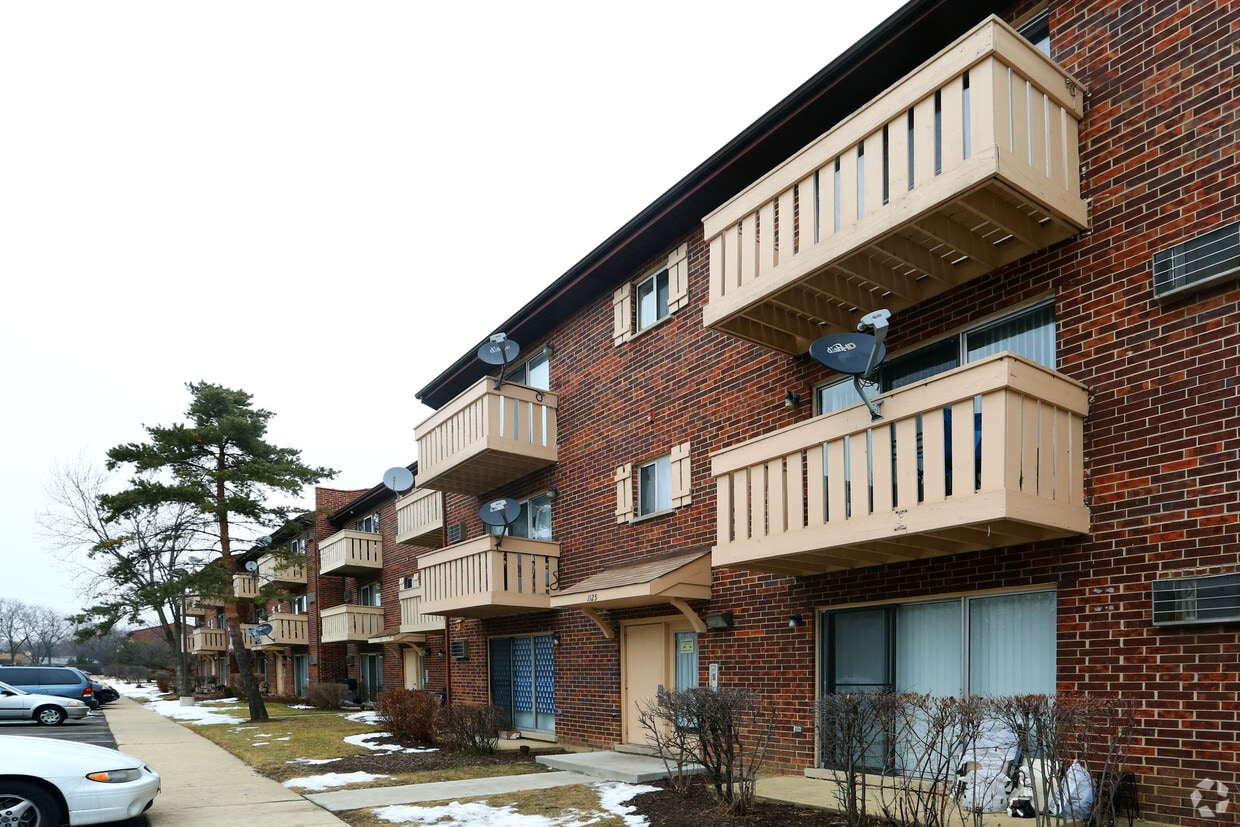 Building Photo - 1125 Dickens Way