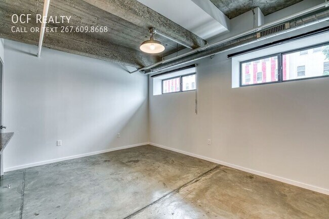 Foto del edificio - 4800 Brown St