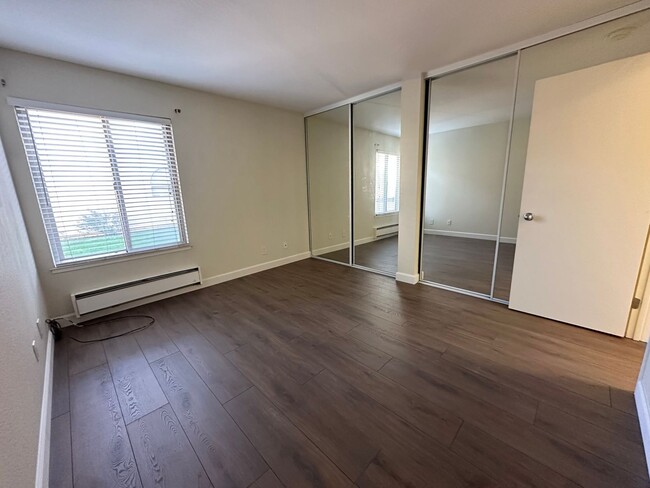 Foto del edificio - Lovely One Bedroom Unit!