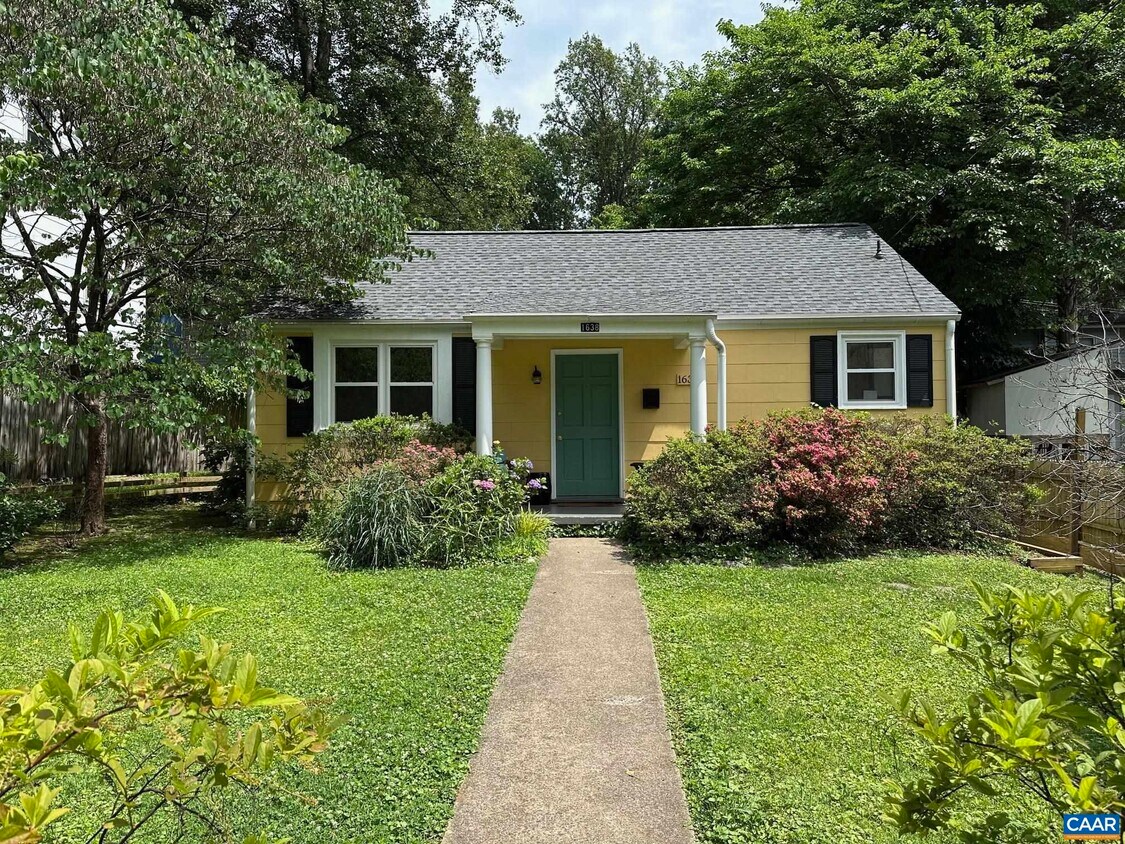 Foto principal - 1638 Mulberry Ave