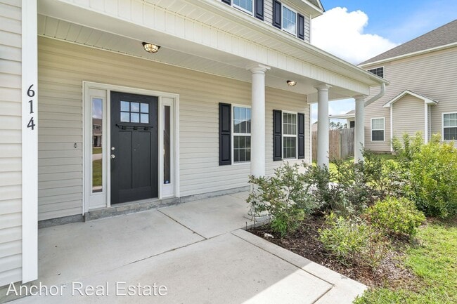 Building Photo - 4 br, 2.5 bath House - 614 Carat Ct