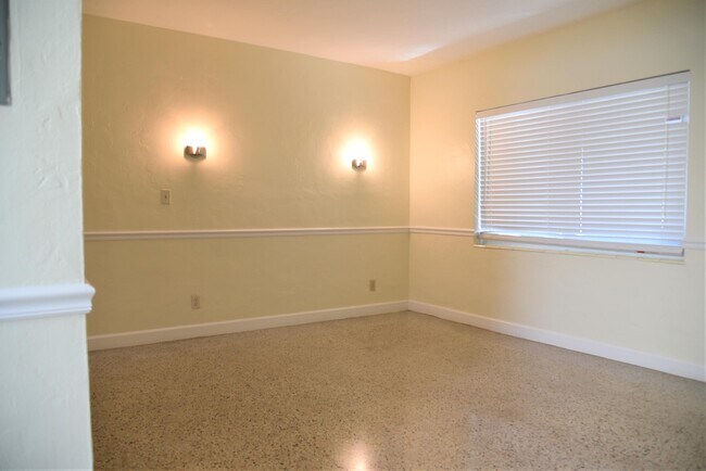 Foto del edificio - 301 N Federal Hwy