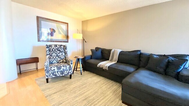 Foto del edificio - 1212 Nuuanu Ave