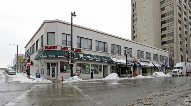 Building Photo - West Wisconsin
