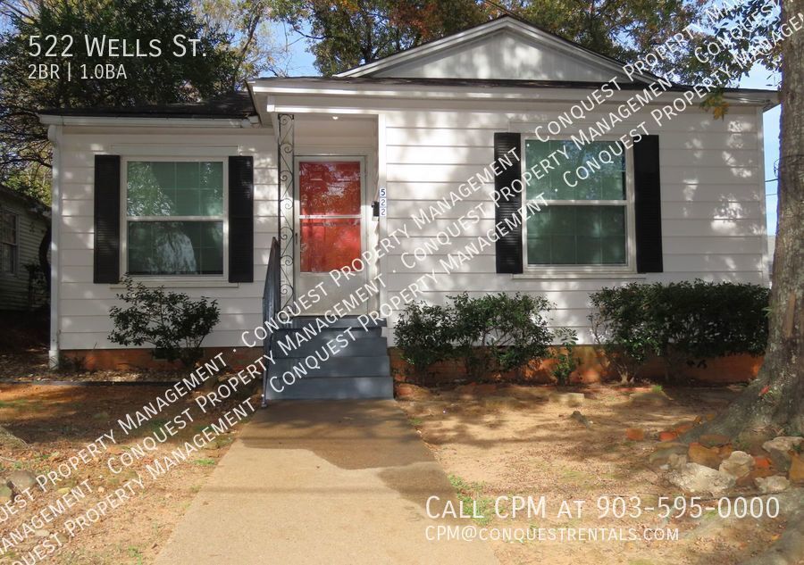 Primary Photo - Charming 2 Bedroom House w/Garage!