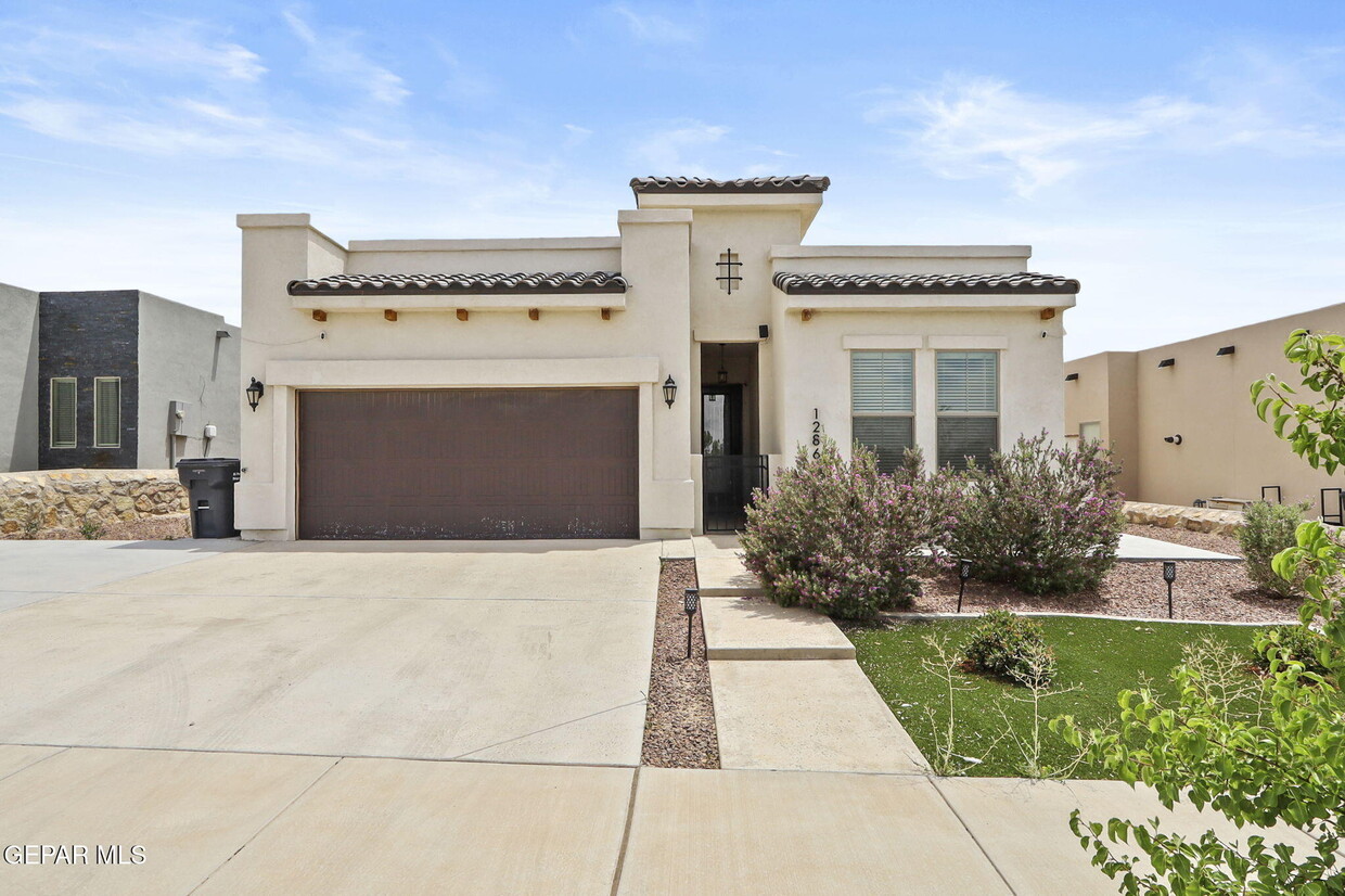 Primary Photo - 12866 Nidd Ave