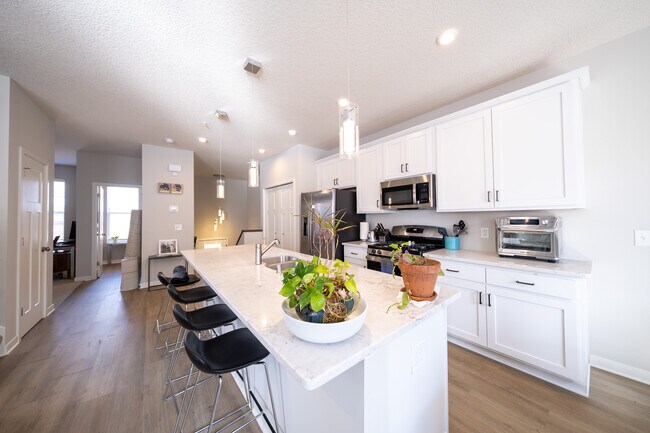 Foto del edificio - 2209 Gateway Curv