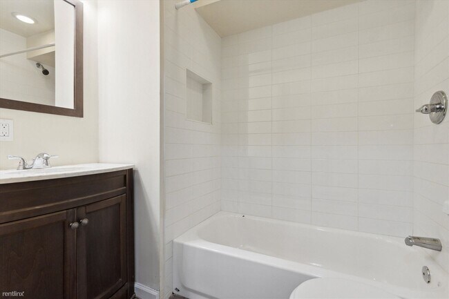 Foto del edificio - 5 br, 3 bath House - 1804 W MONTGOMERY AVE...