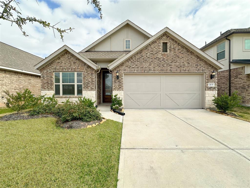 Primary Photo - 213 Bonita Beach Dr