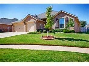 Building Photo - 15617 Cardinal Nest Dr