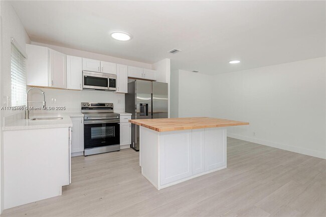 Foto del edificio - 1511 NW 8th Ave
