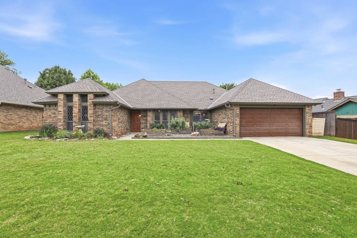 Photo - 14125 Osage Dr (Edmond, OK)