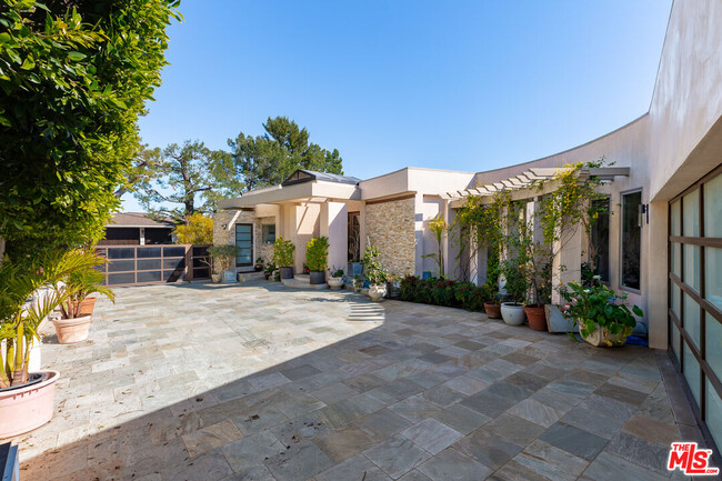 Building Photo - 1495 Carla Ridge