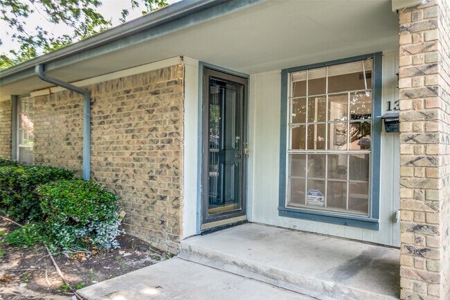 Foto del edificio - 13747 Flagstone Ln