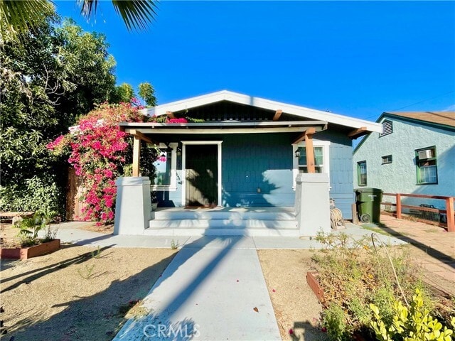 Foto del edificio - 220 Palm Pl