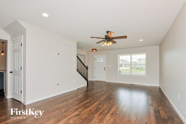 Foto del edificio - 1684 Woods Mill Dr