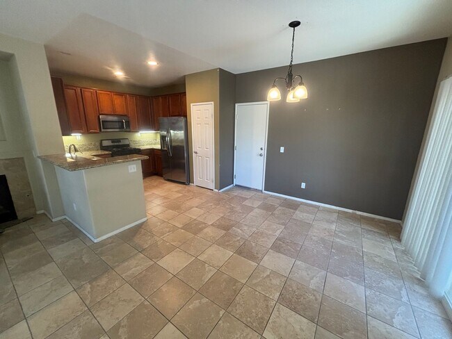Foto del edificio - 24077 Whitewater Dr