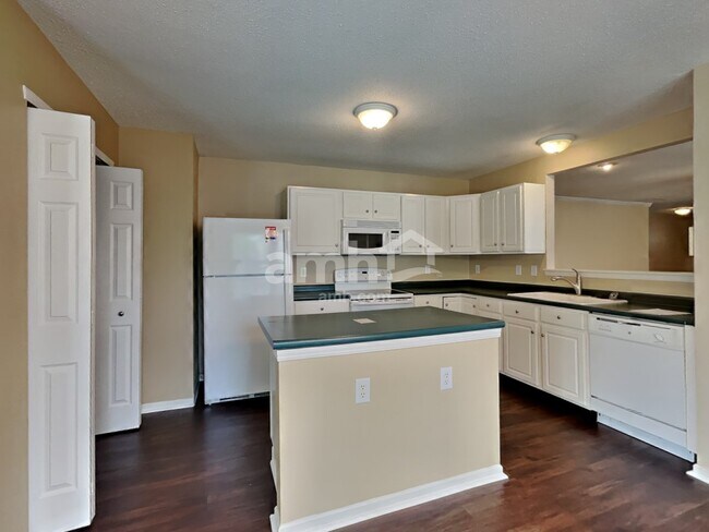 Foto del edificio - 14337 Orange Blossom Trail