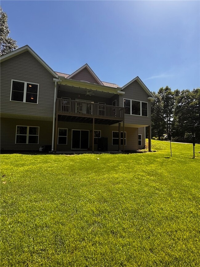 Building Photo - 17 Miller Dr