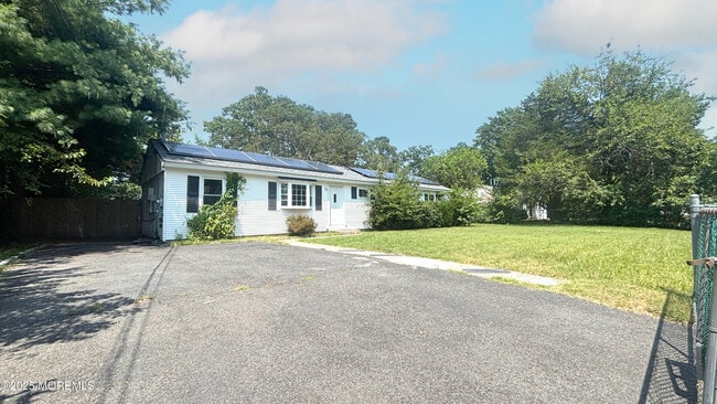 Foto del edificio - 26 Brookside Dr