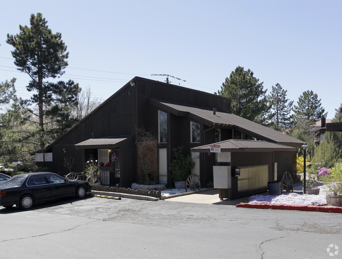 Foto principal - Westwood Apartments