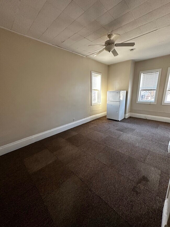 Foto del edificio - 1941 Madison St