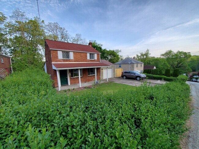 Foto del edificio - 302 Veronica Dr