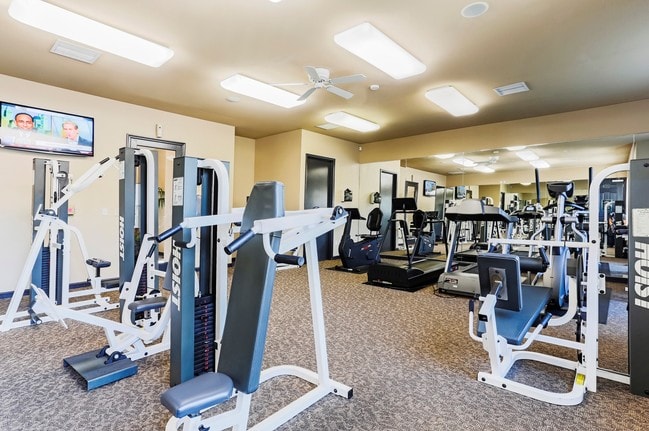 Interior Photo - Woodland Hills